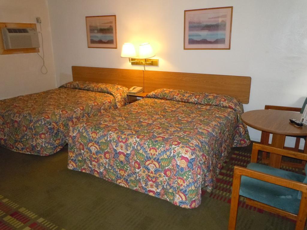 Value Inn Fallon Eksteriør billede
